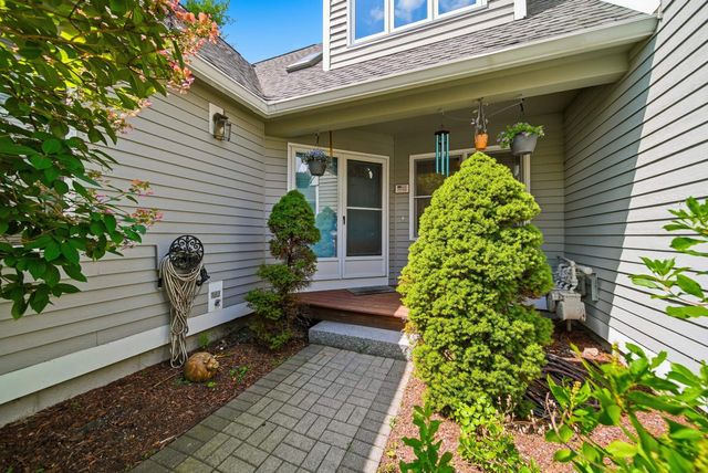 361 Winding Pond Road, Londonderry, NH 03053
