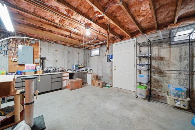 361 Winding Pond Road, Londonderry, NH 03053