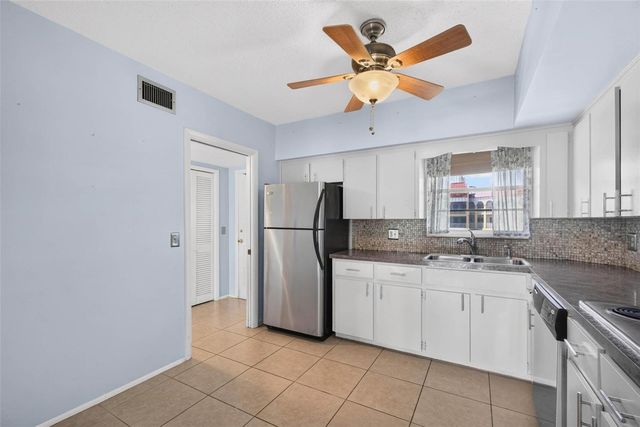 2410 FRANCISCAN DRIVE 60, Clearwater, FL 33763