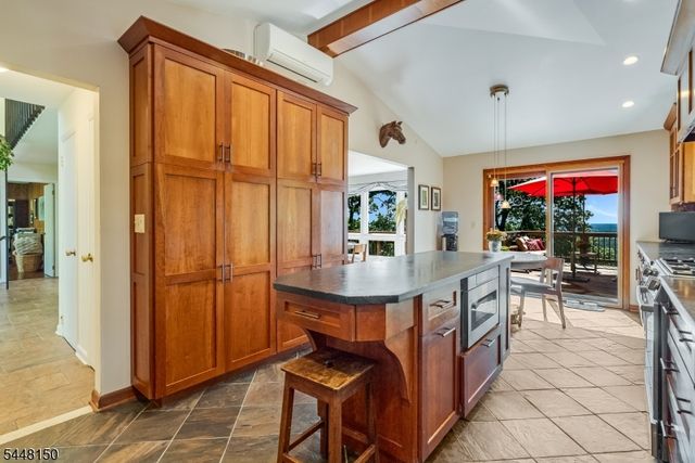 470 Washington Ave, Bridgewater Twp., NJ 08836