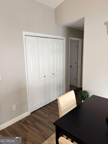 218 Woodland Way, Canton, GA 30114