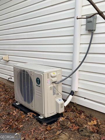 218 Woodland Way, Canton, GA 30114