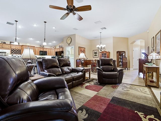 2962 STEPPING STONE PATH, The Villages, FL 32163