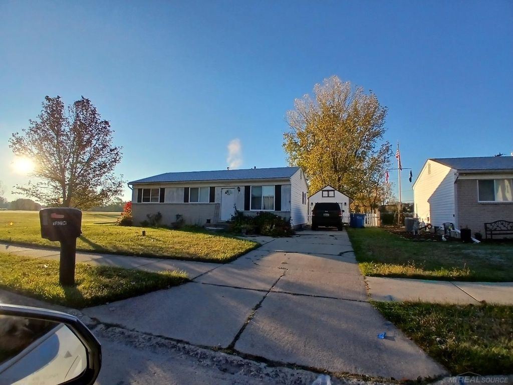 14094 Couwlier Avenue, Warren, MI 48089