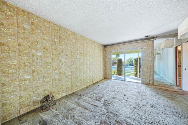 569 N Barranca Avenue, Glendora, CA 91741