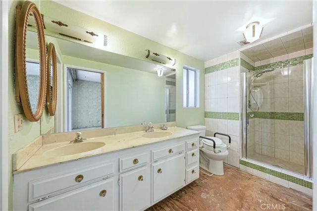 569 N Barranca Avenue, Glendora, CA 91741