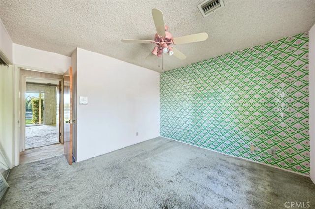 569 N Barranca Avenue, Glendora, CA 91741