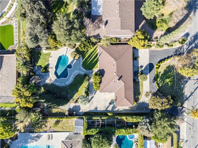 569 N Barranca Avenue, Glendora, CA 91741