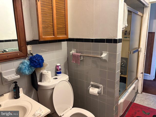 400 THOMSON AVE, Paulsboro, NJ 08066