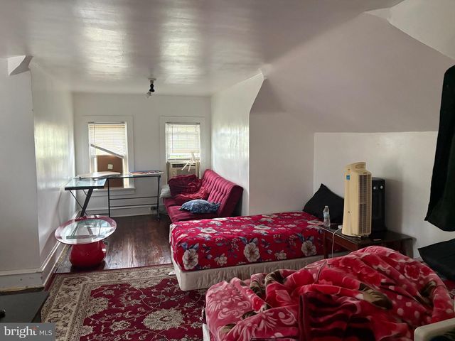 400 THOMSON AVE, Paulsboro, NJ 08066