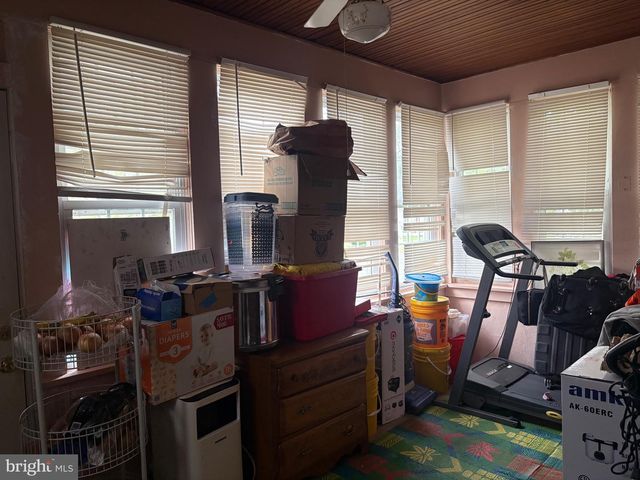 400 THOMSON AVE, Paulsboro, NJ 08066