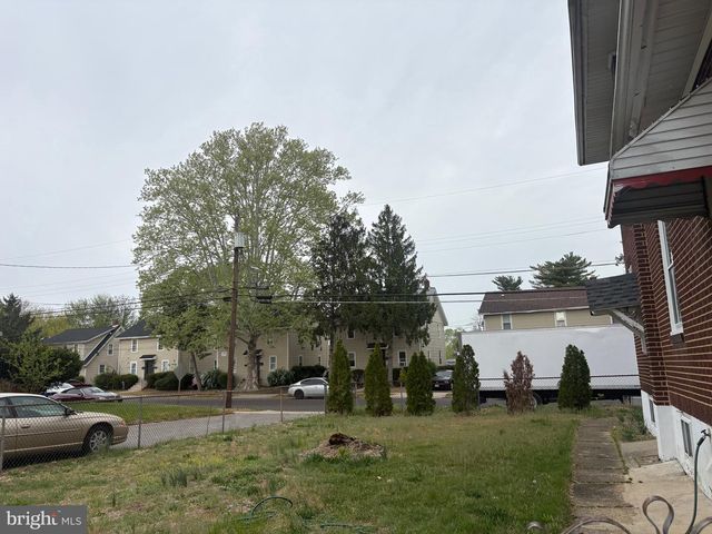 400 THOMSON AVE, Paulsboro, NJ 08066