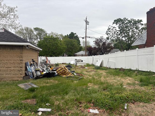 400 THOMSON AVE, Paulsboro, NJ 08066