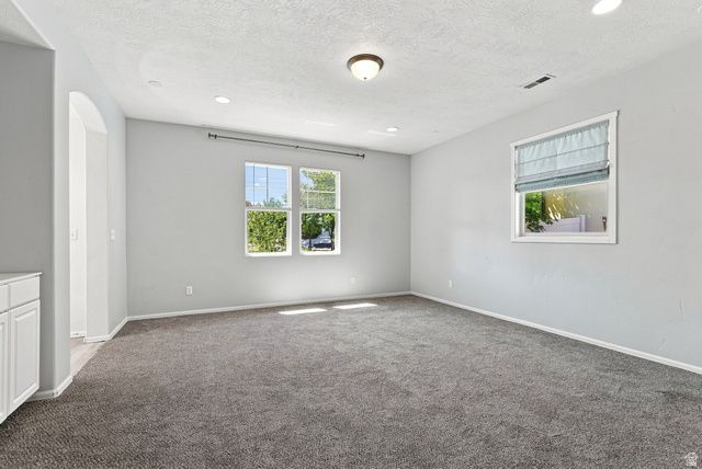 10574 S OZARKS DR, South Jordan, UT 84095