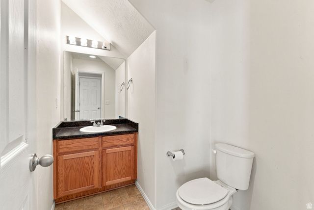 10574 S OZARKS DR, South Jordan, UT 84095