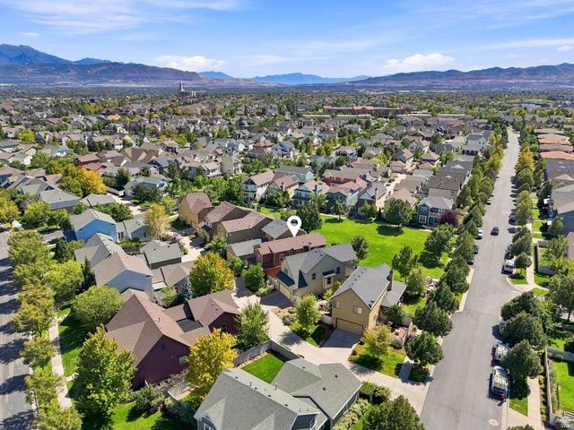 10574 S OZARKS DR, South Jordan, UT 84095