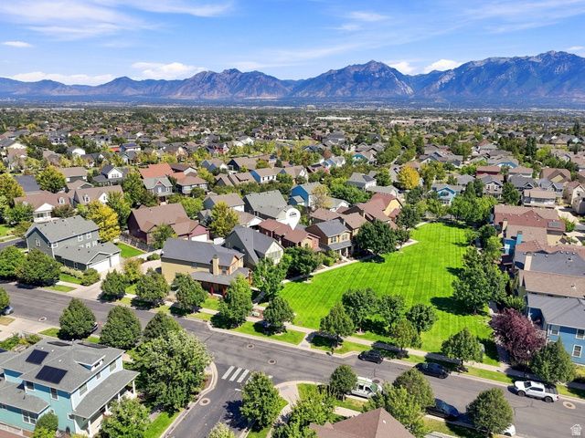10574 S OZARKS DR, South Jordan, UT 84095