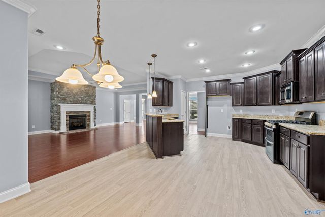 345 Northlake Drive, Meridianville, AL 35759