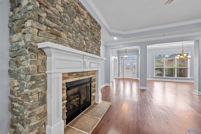 345 Northlake Drive, Meridianville, AL 35759