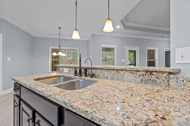 345 Northlake Drive, Meridianville, AL 35759