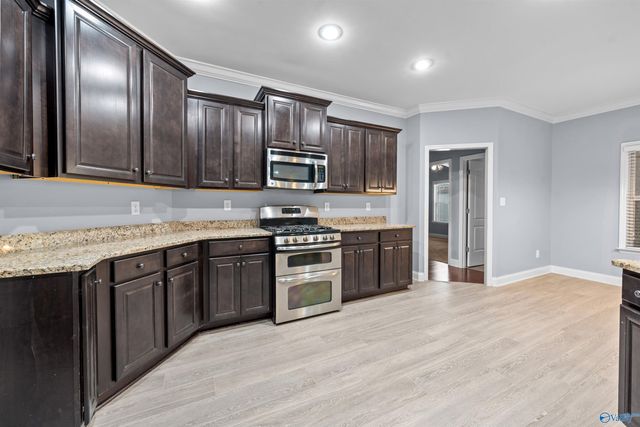 345 Northlake Drive, Meridianville, AL 35759