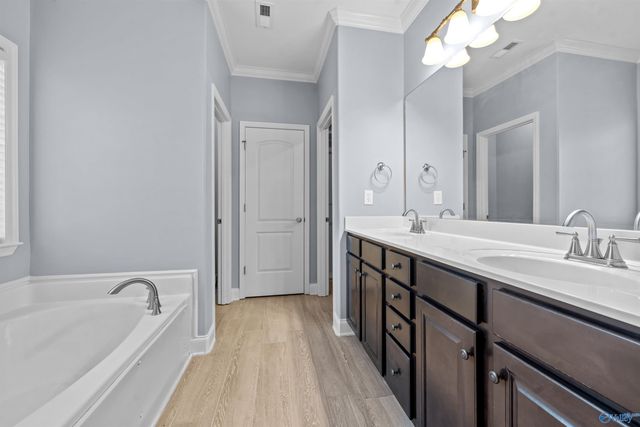 345 Northlake Drive, Meridianville, AL 35759