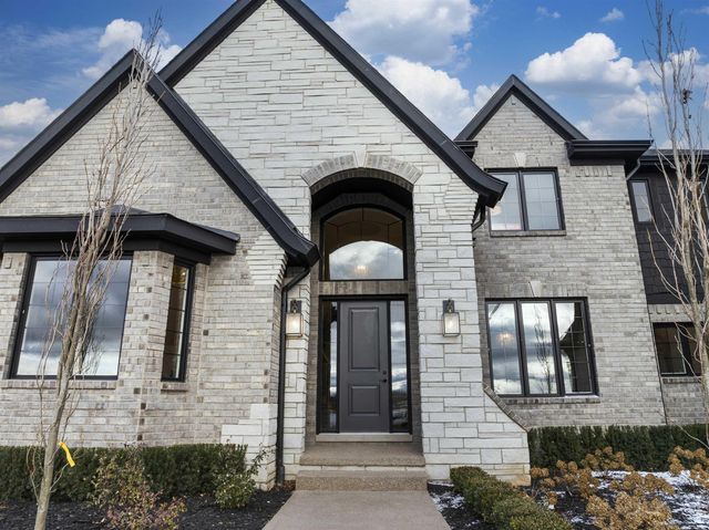 67770 Overlook Trail Drive, Washington, MI 48095