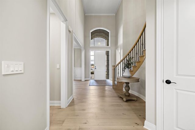 67770 Overlook Trail Drive, Washington, MI 48095