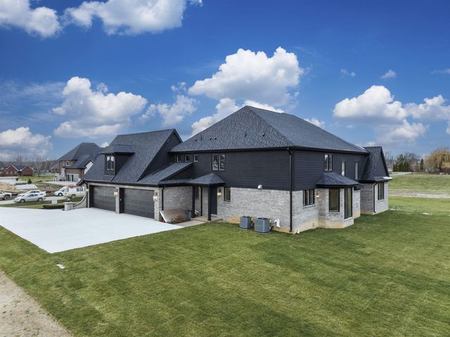 67770 Overlook Trail Drive, Washington, MI 48095