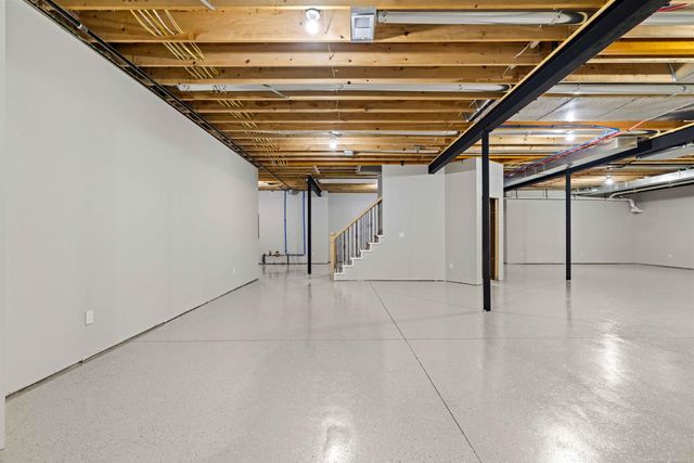 67770 Overlook Trail Drive, Washington, MI 48095