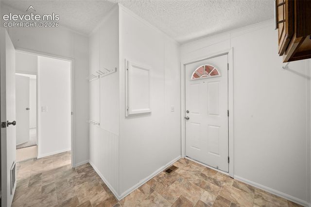 413 W Eaton Avenue, Cripple Creek, CO 80813