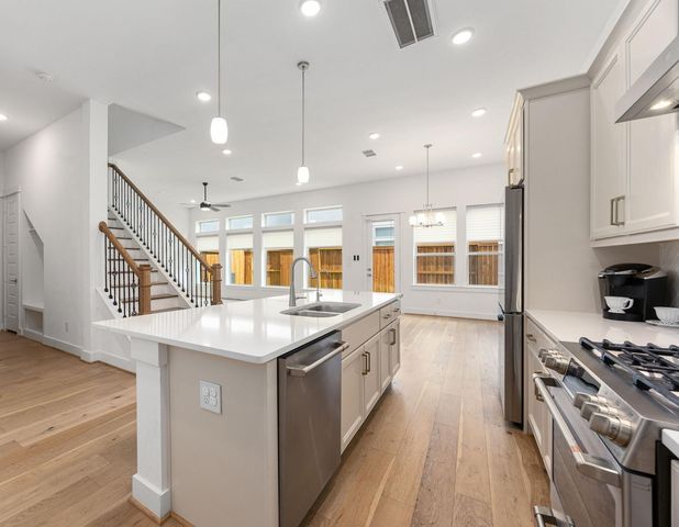 1724 Leilani Drive, Houston, TX 77055