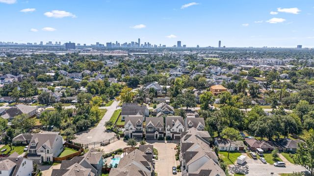 1724 Leilani Drive, Houston, TX 77055