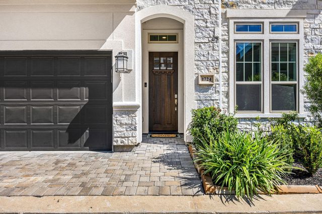 1724 Leilani Drive, Houston, TX 77055