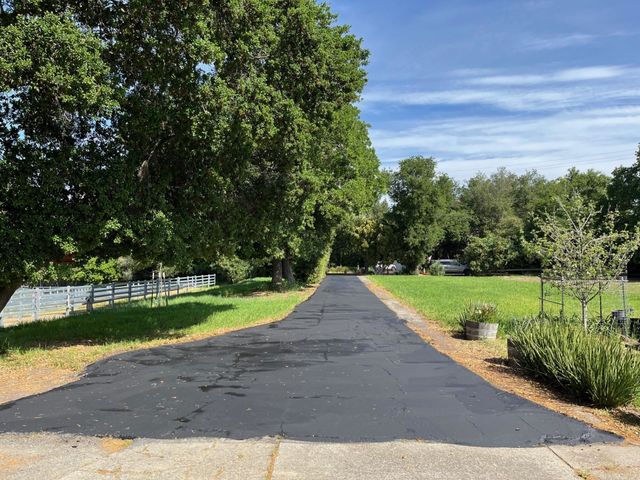 401 Pine Creek Road, Walnut Creek, CA 94598