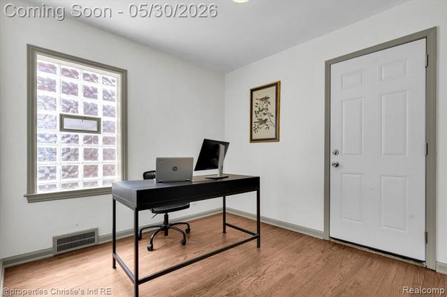 18293 Birwood Street, Detroit, MI 48221