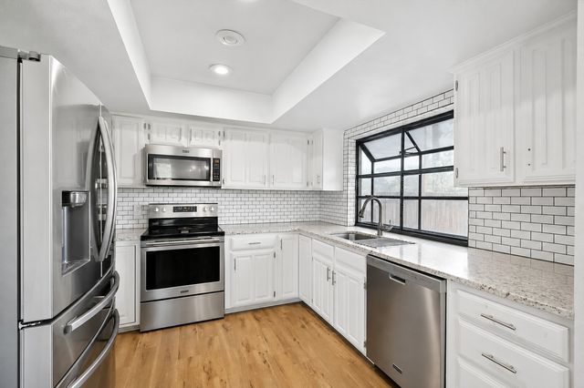 1002 Kingston Drive, Lewisville, TX 75067
