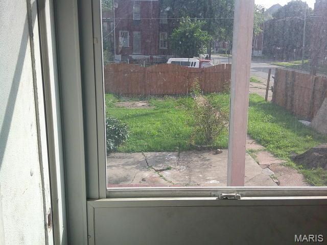 4003 Lexington Avenue, St Louis, MO 63107