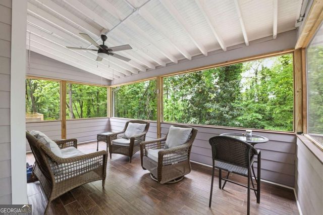 5001 Willow Creek Drive, Woodstock, GA 30188