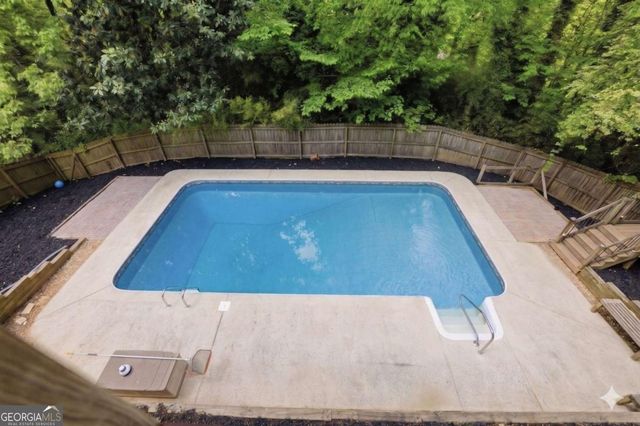 5001 Willow Creek Drive, Woodstock, GA 30188