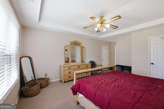 5001 Willow Creek Drive, Woodstock, GA 30188