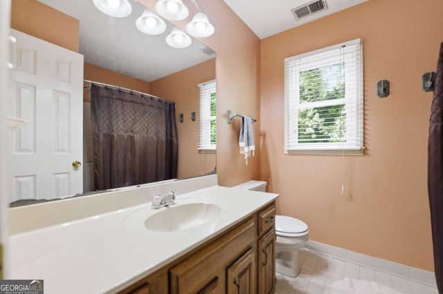 5001 Willow Creek Drive, Woodstock, GA 30188