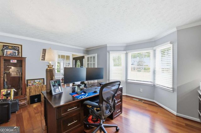 5001 Willow Creek Drive, Woodstock, GA 30188