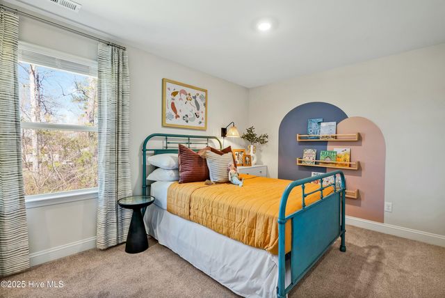 2319 Caracara Drive, New Bern, NC 28560