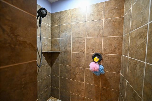 1305 S 145 Road, El Dorado Springs, MO 64744