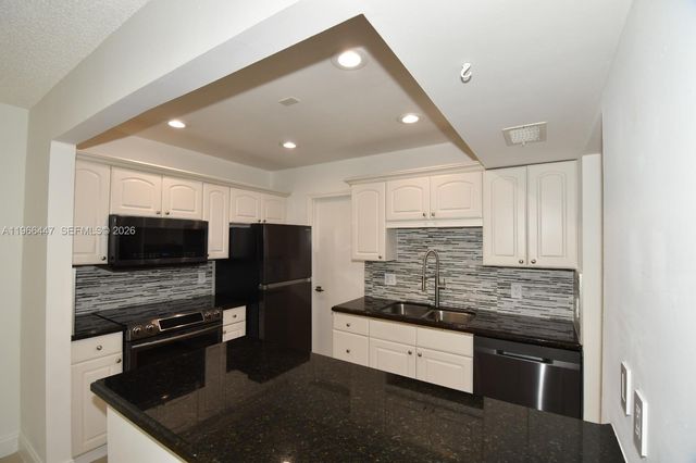 7200 NW 2nd Ave 0410, Boca Raton, FL 33487