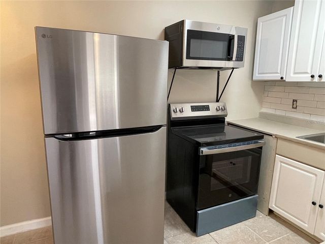 199 FULTON STREET NE 1, Largo, FL 33771