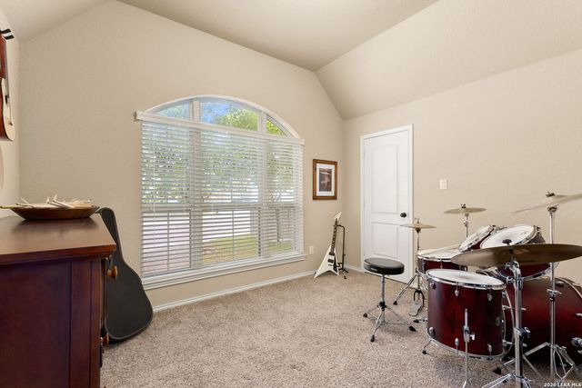 2194 Pioneer Pass, Seguin, TX 78155