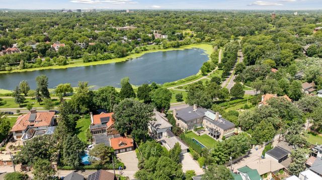 2225 E Lake Of The Isles Parkway, Minneapolis, MN 55405