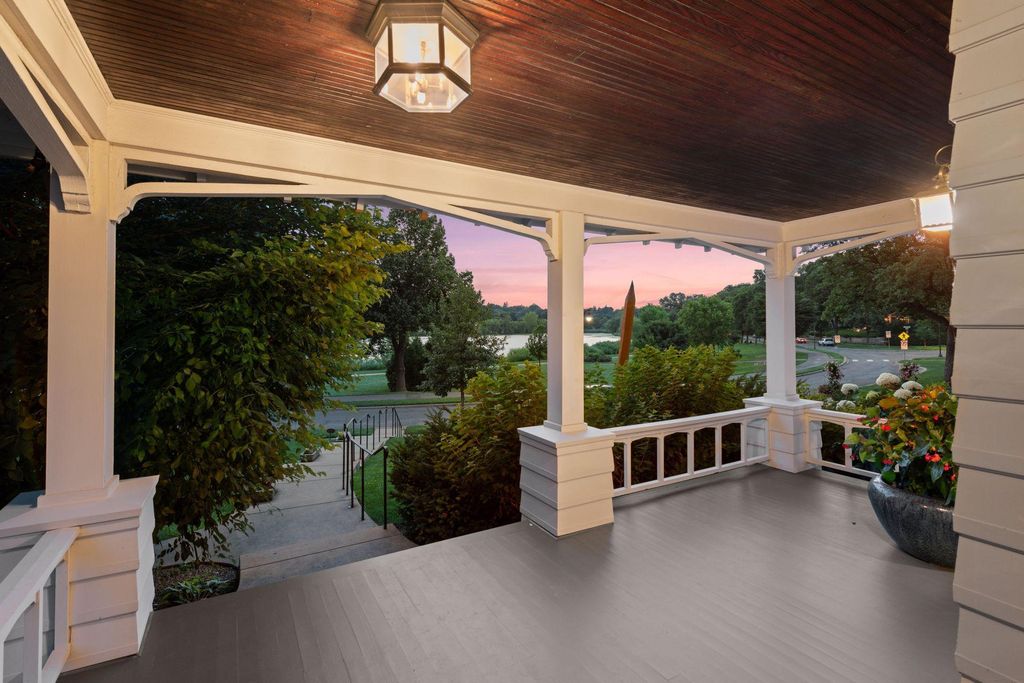 2225 E Lake Of The Isles Parkway, Minneapolis, MN 55405 — photo 2
